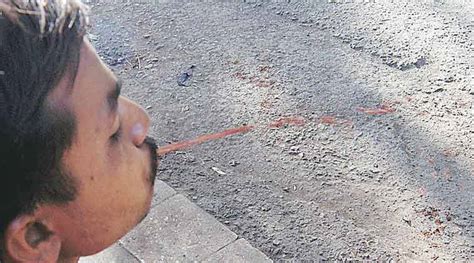 spit stricter rules  spitting  public places  mumbai public health minister