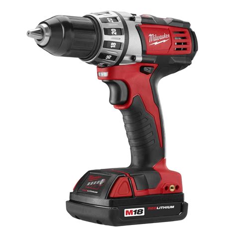 vdrillreviews milwaukee    volt compact drill  impact driver combo kit  heavy