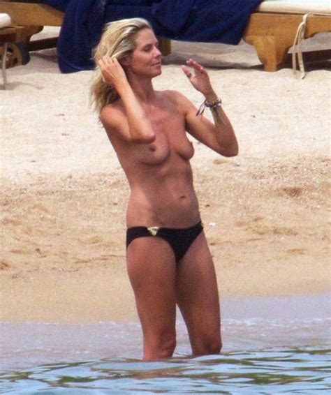 heidi klum topless on beach [ 6 new pics ]
