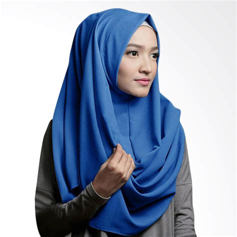 warna jilbab biru langit hijab muslimah