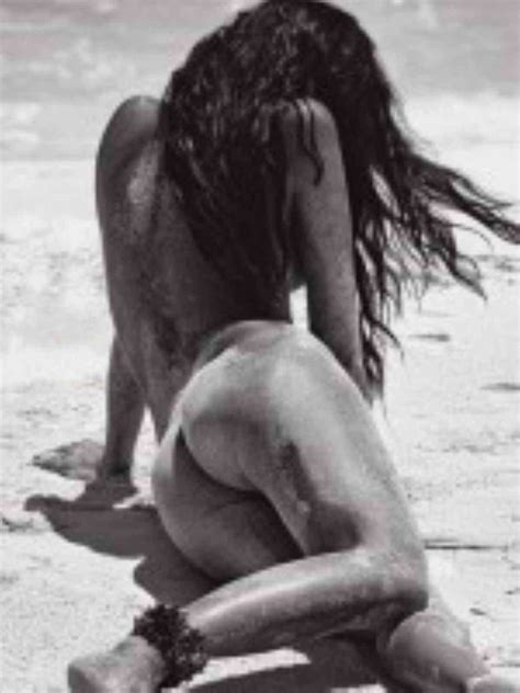 isabeli fontana hottest nude photos