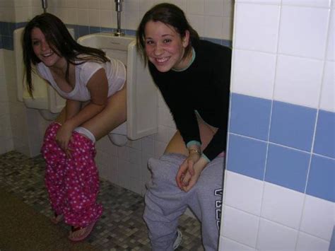 39 pics of pretty girls peeing in places they shouldn t gallery ebaum s world