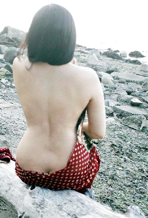 indian outdoor saree strip 7 pics