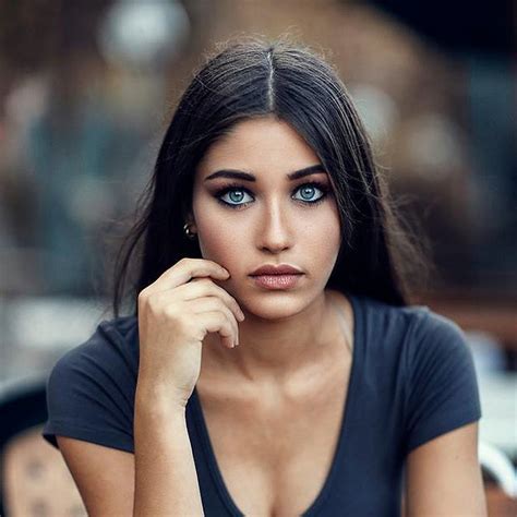 10 most beautiful greek women