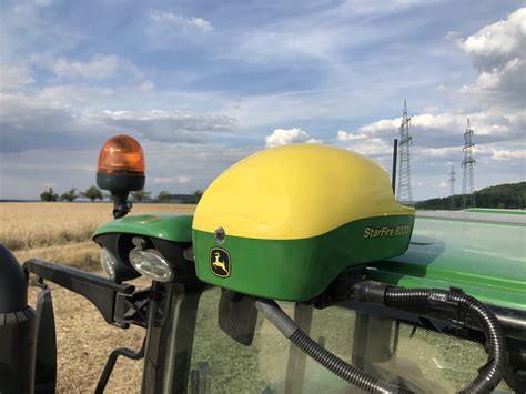ukraine krieg fallen jetzt die gps lenksysteme  traktoren aus agrarheutecom