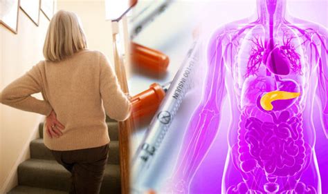 bowel cancer symptoms signs of disease similar to piles health
