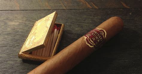 7 Interesting Facts About Cigar Every Smoker Should Know