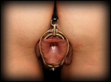 clitoris and nipple clamps