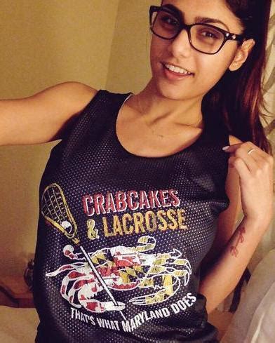 after criticising celebrities porn star mia khalifa focuses on lacrosse and dc characters