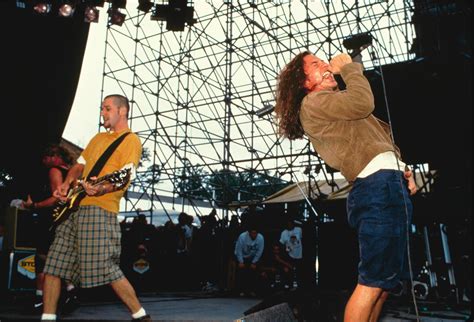 influential artists  pearl jam