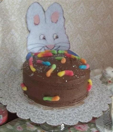 max s muddy worm cake from max and ruby cartoon show aka