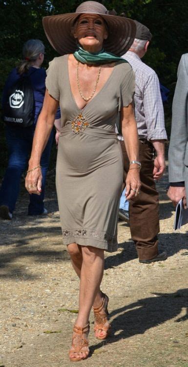 please wear a bra and slimmer in public fashion don ts pinterest sexy the o jays and mom