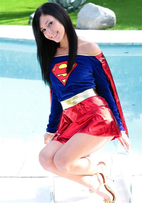 Stunning Cosplay Babes Who Have Clearly Mastered Their