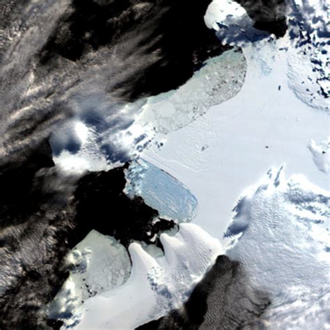 antarctic ice shelf collapses