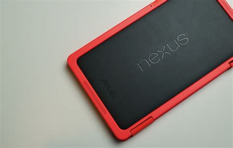nexus   official folio case  poorly  overpriced google play accessory