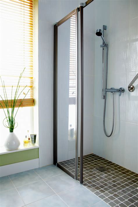 Pros And Cons Of A Walk In Shower Design Cleveland And Columbus Ohio