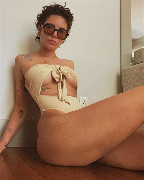Halsey Nude Leaked Content 2020 10 Photos Video The Fappening