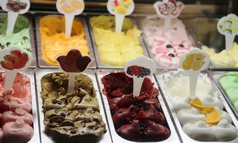 heladerias de sevilla donde puedes degustar el helado artesanal mas