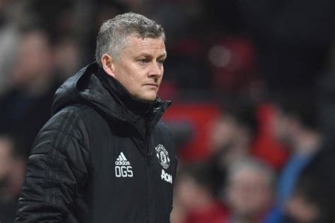 players man utd  sign  fit solskjaers transfer strategy