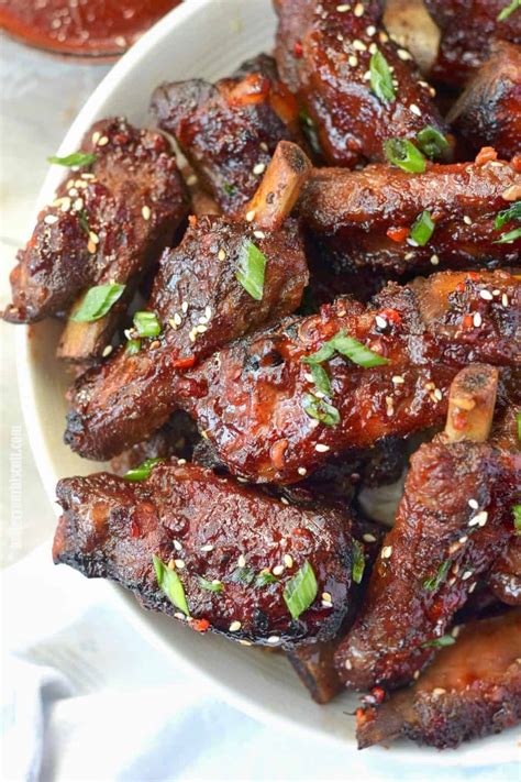 slow cooker chinese spare ribs butter  biscuit