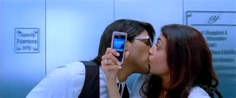 kajal agarwal lip kiss photos in arya 2 b4night photos