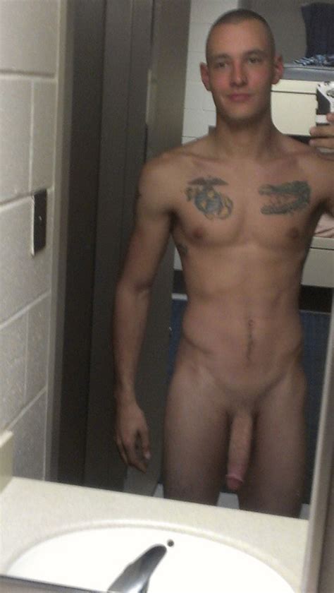 Sexy Tattooed Man Shows A Nice Boner Nude Men Selfies