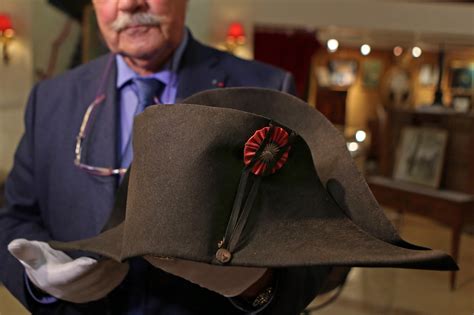 napoleons battle  waterloo hat set  fetch thousands  auction