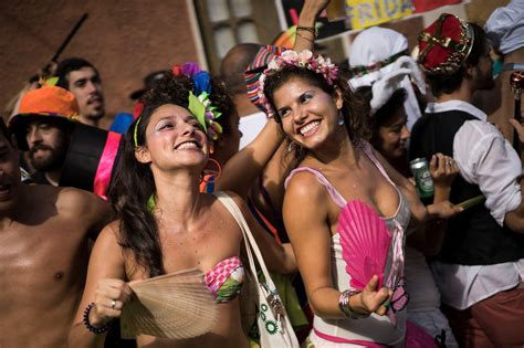 brazil promotes safe sex at carnival sbs news