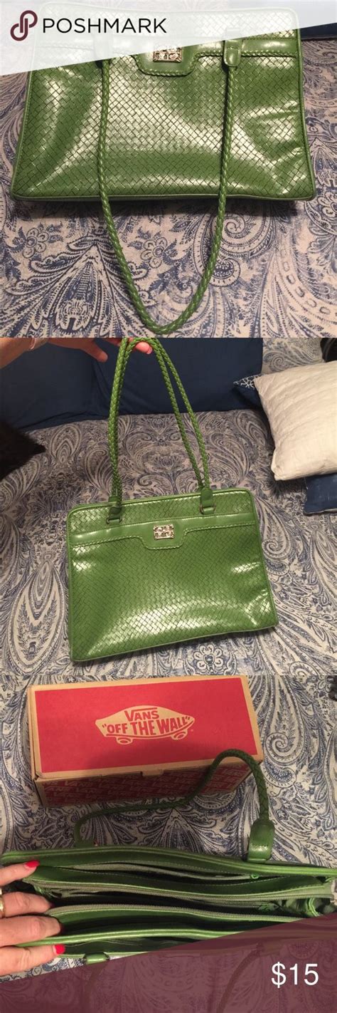 nwot bueno purse green bueno purses purses shoulder bag