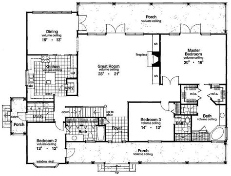 luxury  sq ft ranch house plans  home plans design