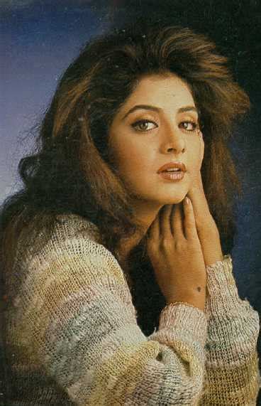 hot divya bharti shocking unseen divya bharati photos