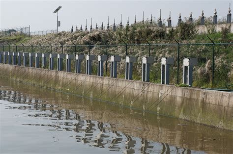 en uitwateringsconstructies de polders van kruibeke een natuurgebied van  hectare langs