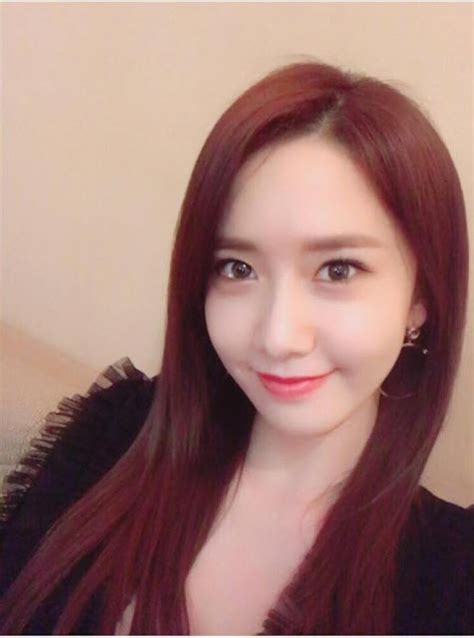 See The Gorgeous Selfies From Snsd S Yoona Wonderful Generation
