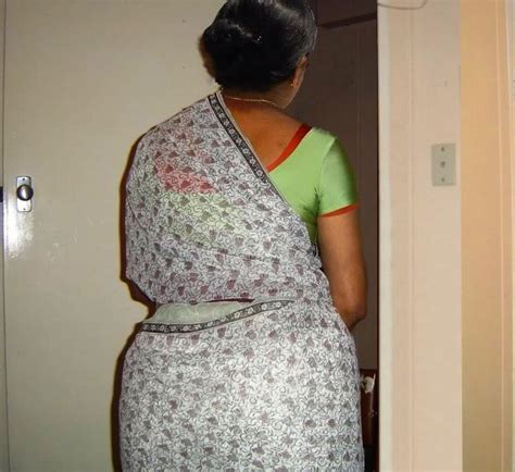 Mature Aunties Heavy Saree Bum Stephani As Soon As