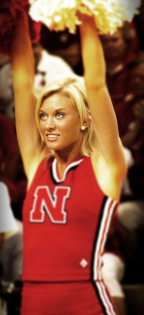 Talk Of The Town Ranking The Cheerleaders Of College