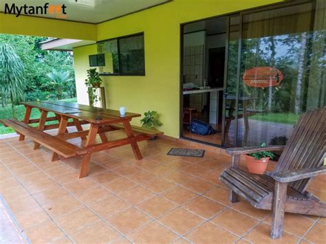 excellent airbnb  arenal  families  large groups