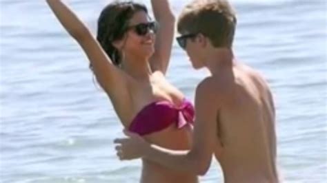 Justin Bieber Selena Gomez Sex In Hawaii 2011 Hd