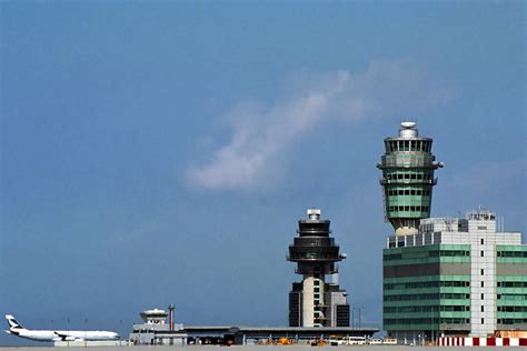 tower spotting   identify  airport atc towers aviation