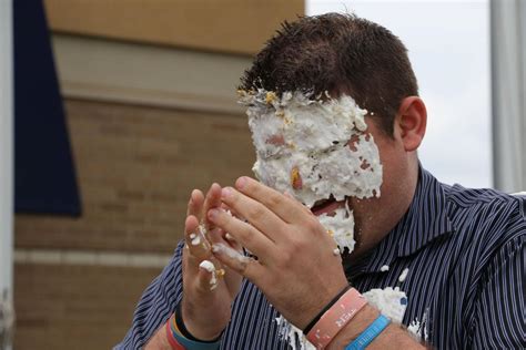 photo gallery arvest bank associates   pie   face   great  slideshows