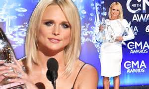 miranda lambert sweeps the cmas with four gongs daily mail online
