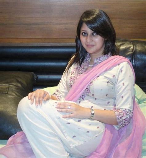 hot desi sexy indian school girl muslim woman salwar