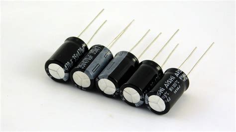 nettigo set   electrolytic capacitors  ufv