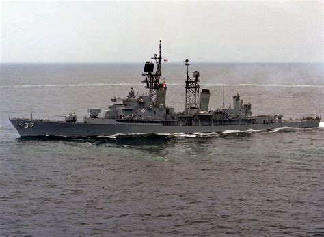Uss Farragut Ddg 37 Farragut Class Destroyer Usa