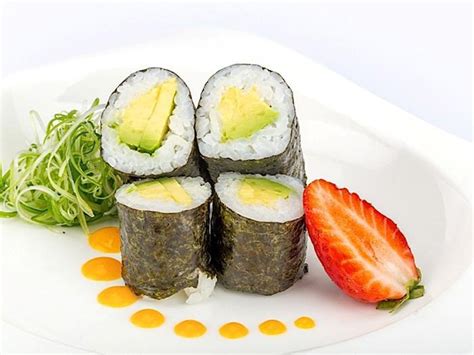 avocado roll  sushi brampton