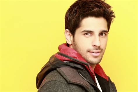 Sidharth Malhotra Reveals The Real Reason Behind His Twitter Spat With