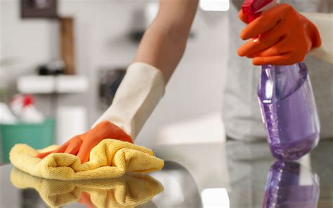 10 reasons why you absolutely need to hire a house cleaner