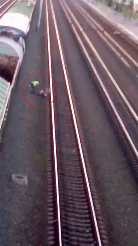 teen electrocuted with 25 000 volts after climbing on train to take a