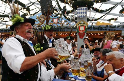 The Beer And Bratwurst Lovers Guide To Oktoberfest