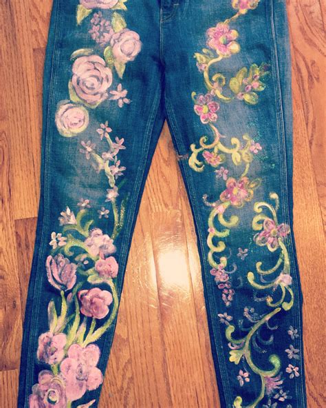 pin  loriearthurdesigns   hand painted jeans painted jeans