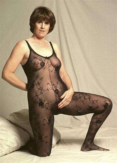 vintage lingerie granny spreading wide her hairy mature pussy pichunter
